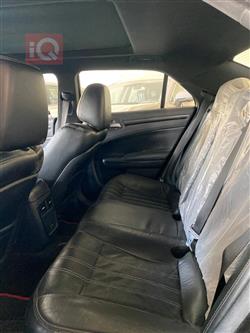 کرایسلەر 300